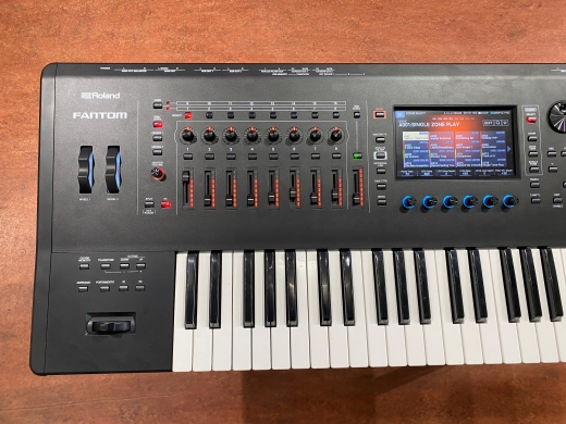 Roland FANTOM 6 Synthesizer Keyboard 4